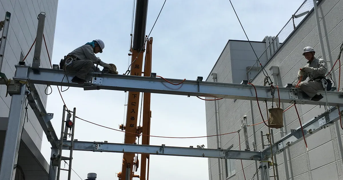 建設中のビル群